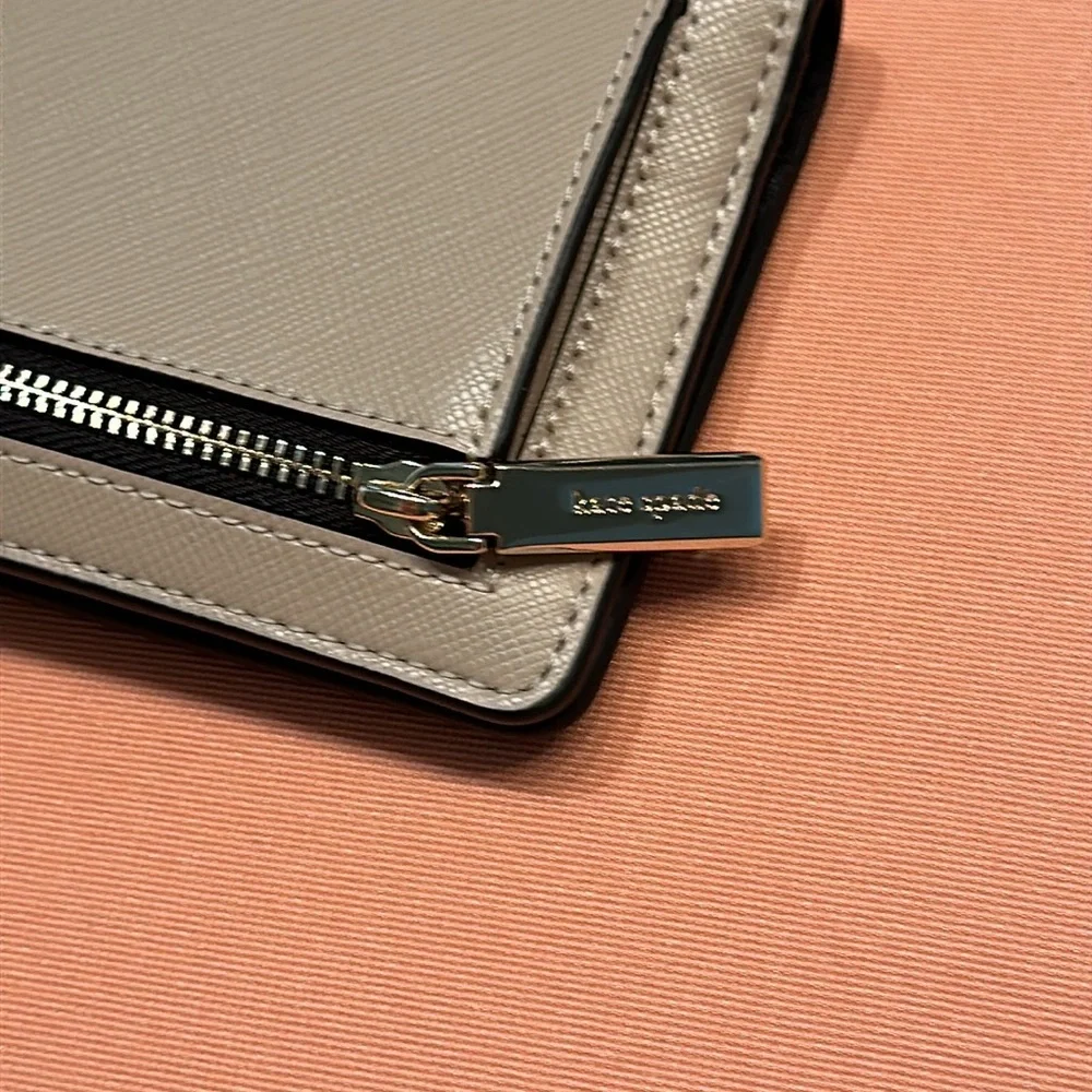 New Kate Spade Stacy Leather Wallet.